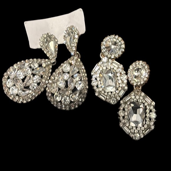 2 Psirs of Large Vintage Crystal Dangling Earrings statement/ special occasion - Picture 2 of 7